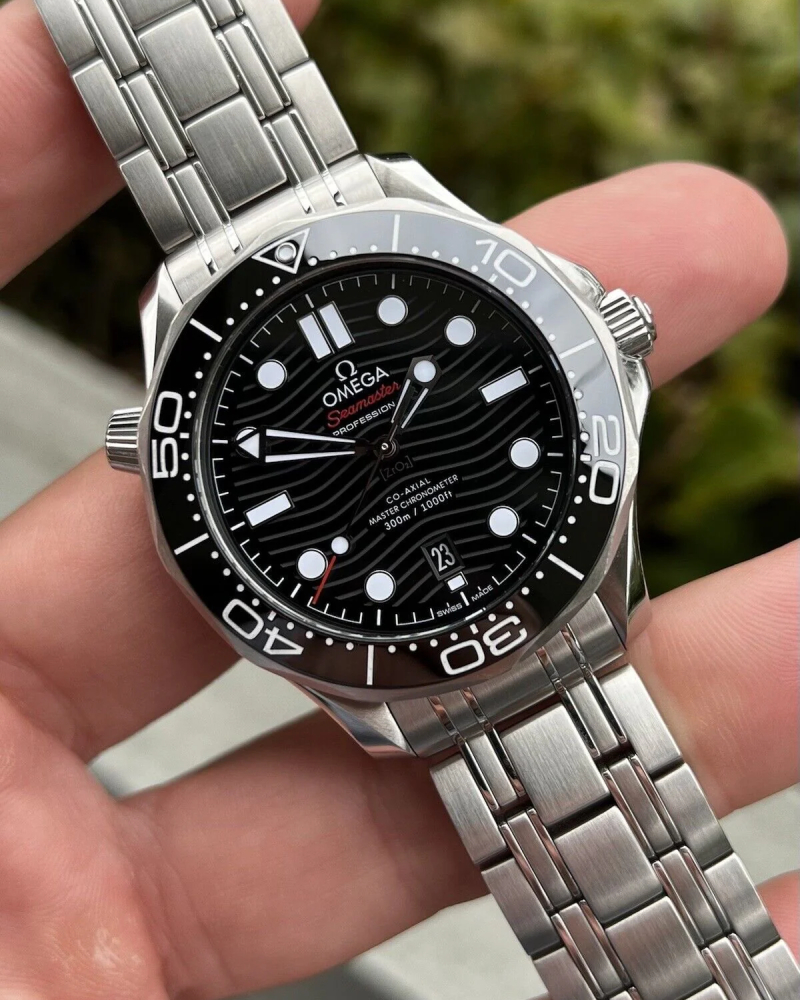 Omega 210.30.42.20.01.001