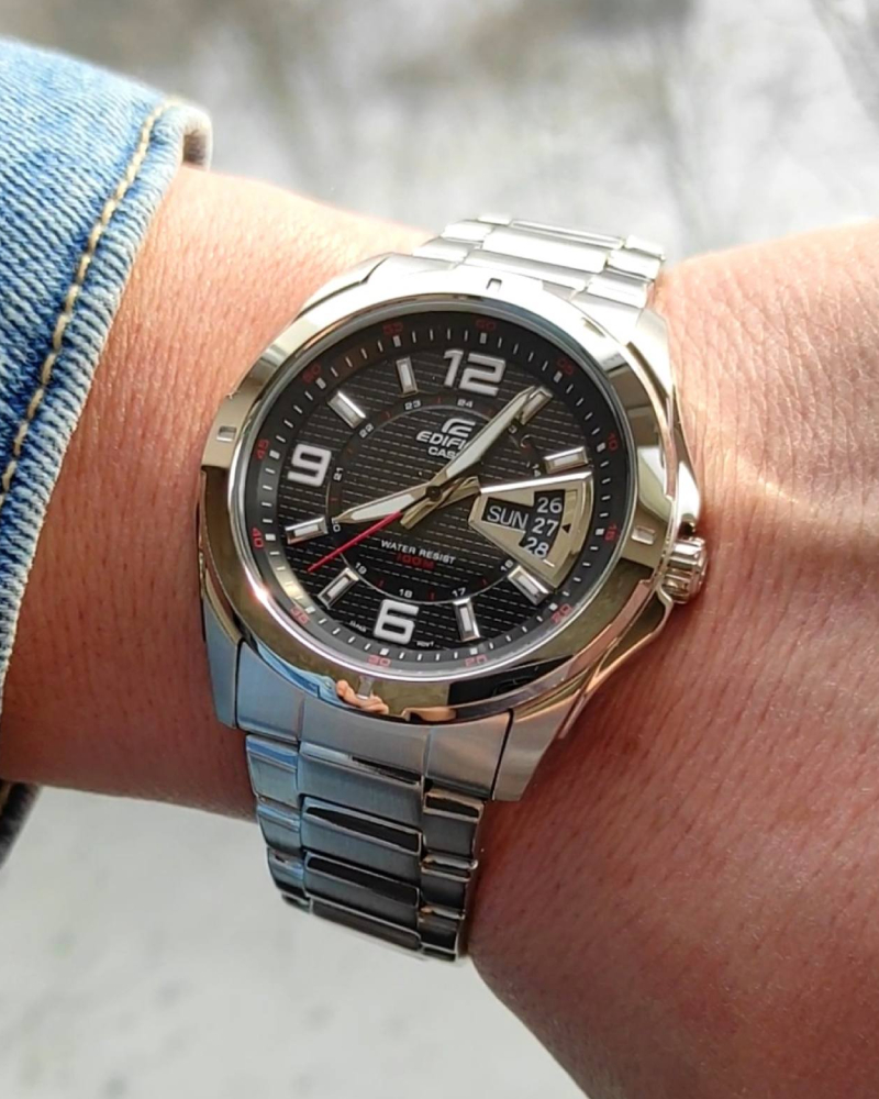 Casio EF-129D-1A