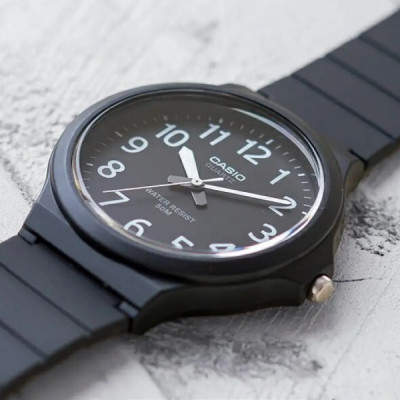 Casio MW-240-1B