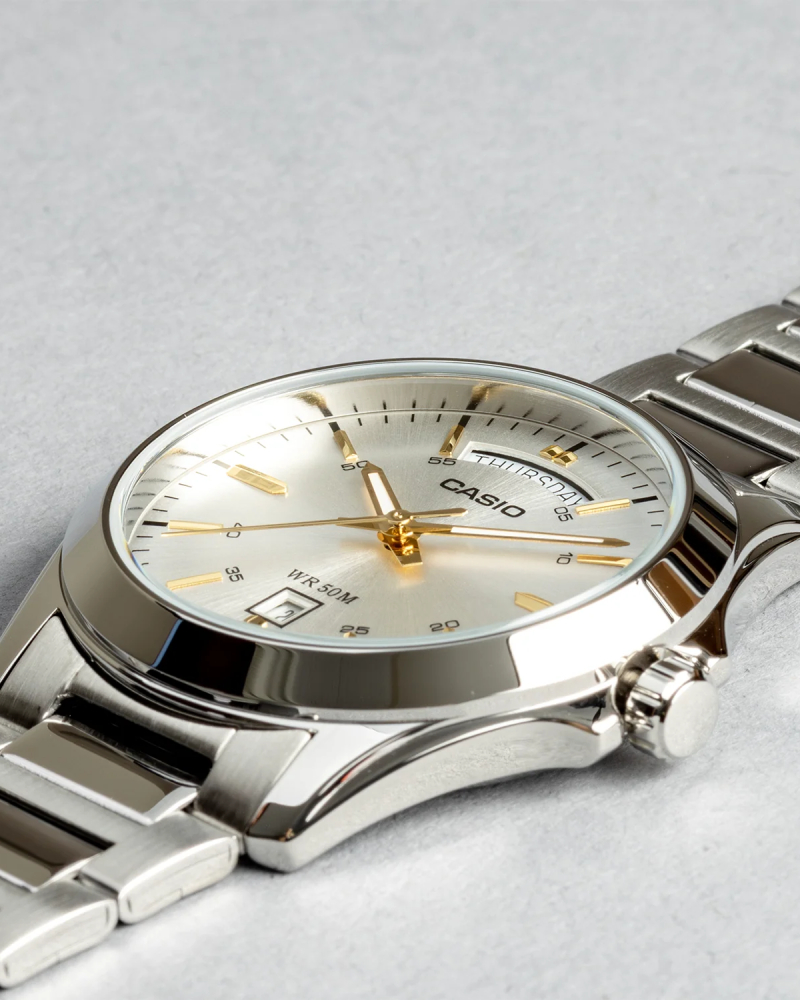 Casio MTP-1370D-7A2