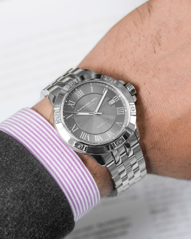 Часы Raymond Weil 8160-ST-00208