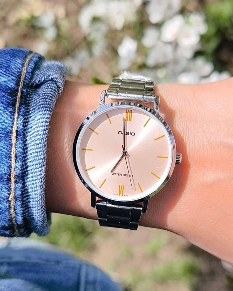 Casio LTP-VT01D-4B