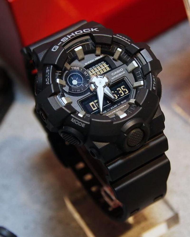 Casio GA-700-1B