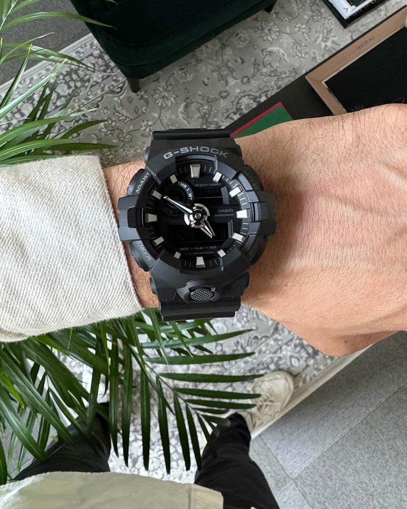 Casio GA-700-1B