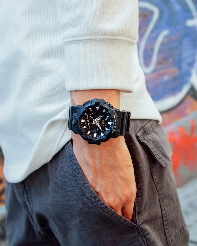 Casio GA-700-1B