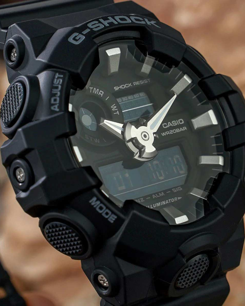 Casio GA-700-1B