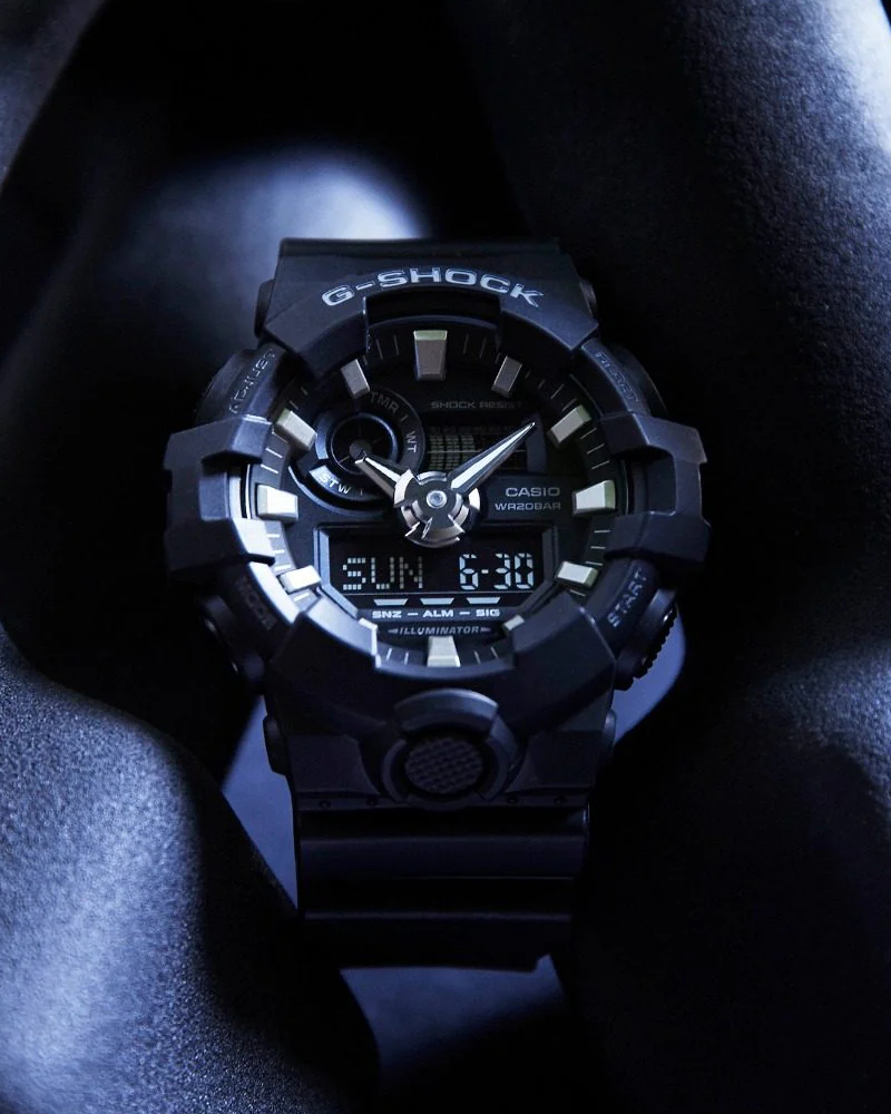 Casio GA-700-1B