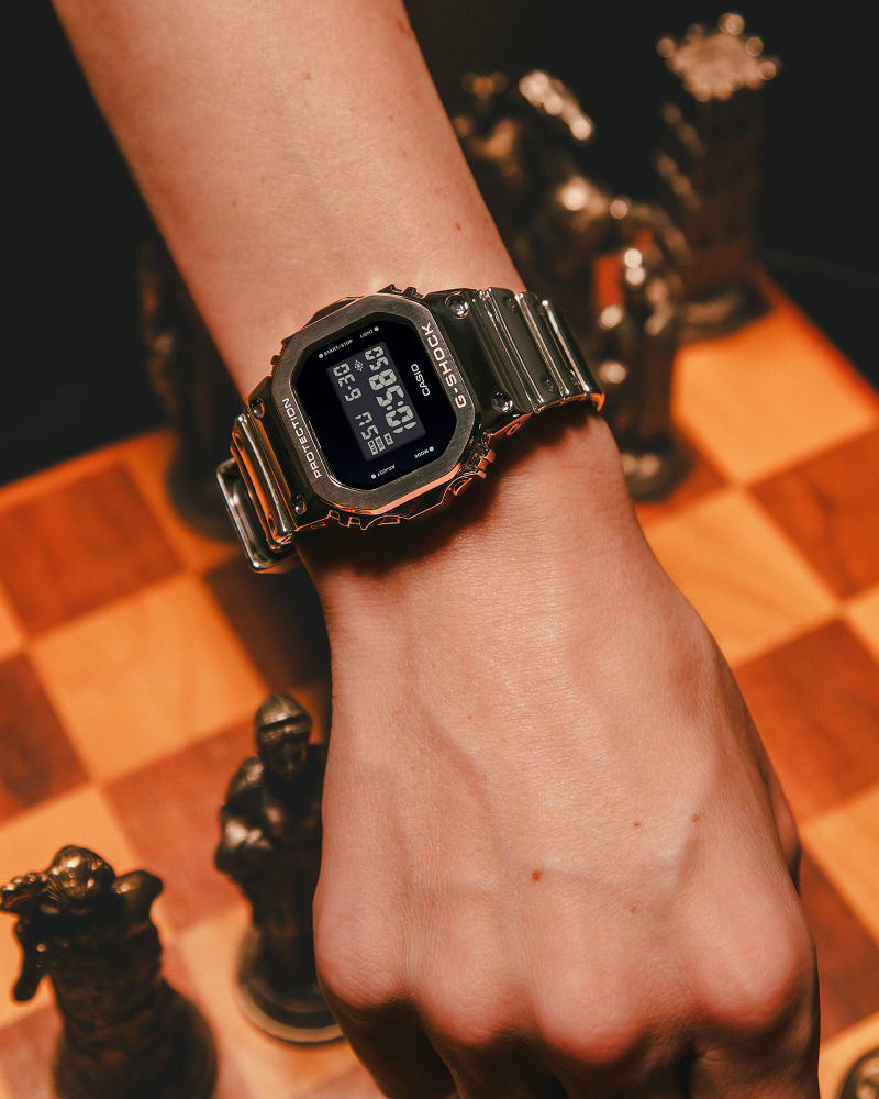Casio GM-5600YM-8