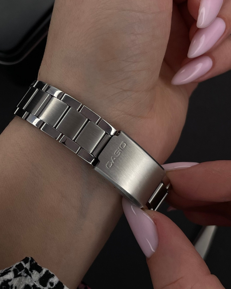 Casio LTP-VT01D-7B