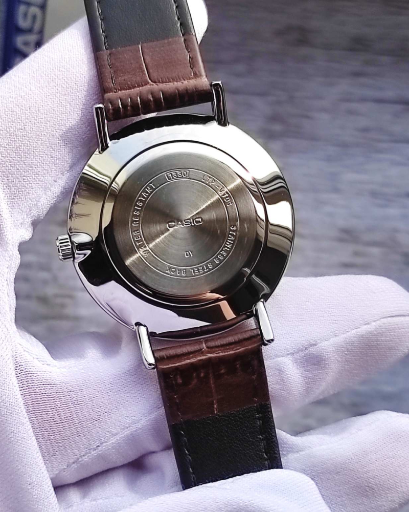 Casio LTP-VT01L-2B