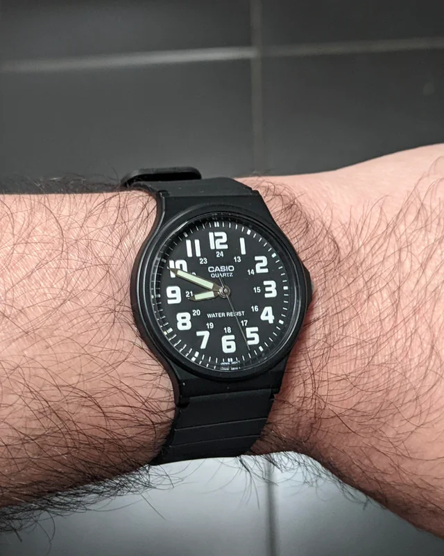 Casio MQ-71-1B Casio MQ-71-1B