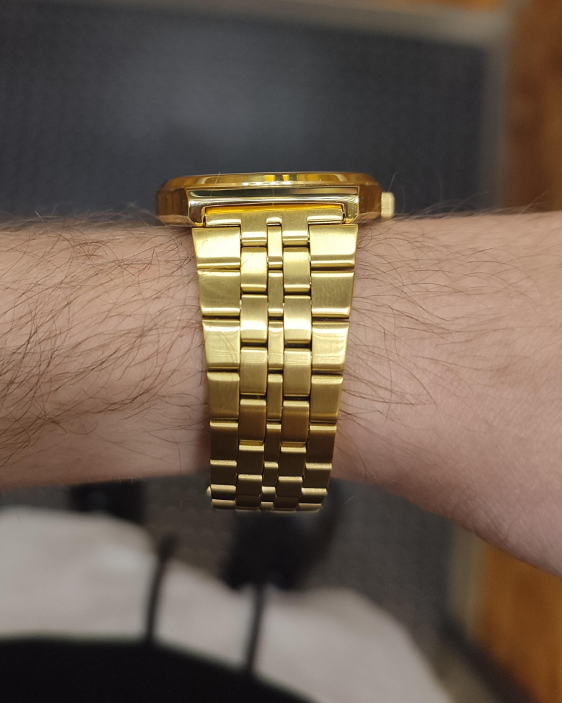 Casio MTP-B145G-9A Casio MTP-B145G-9A